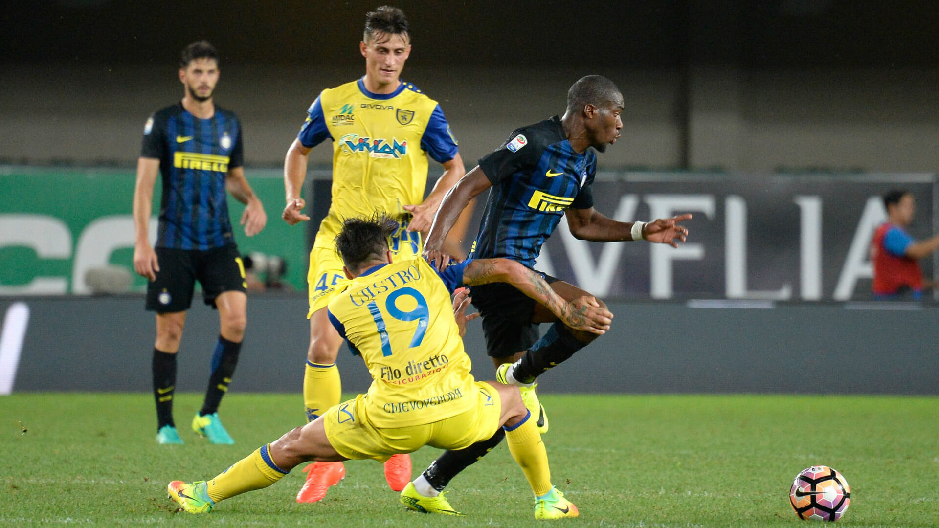 Nhận định Hellas Verona vs Inter Milan 24/12 - Bám đuổi ngôi đầu - Tyso.bet