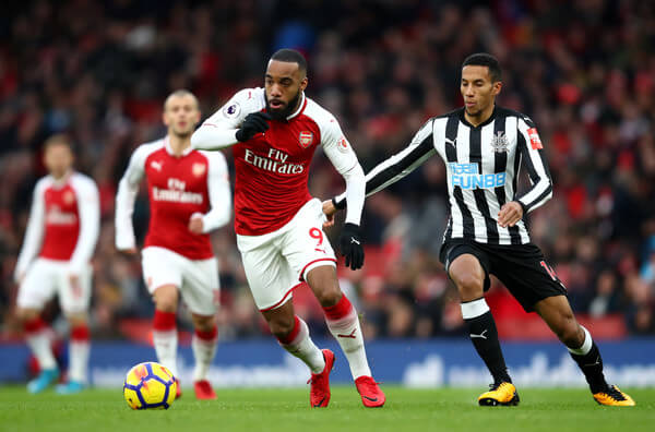 truc tiep arsenal vs newcastle tan dung thoi co1610936645