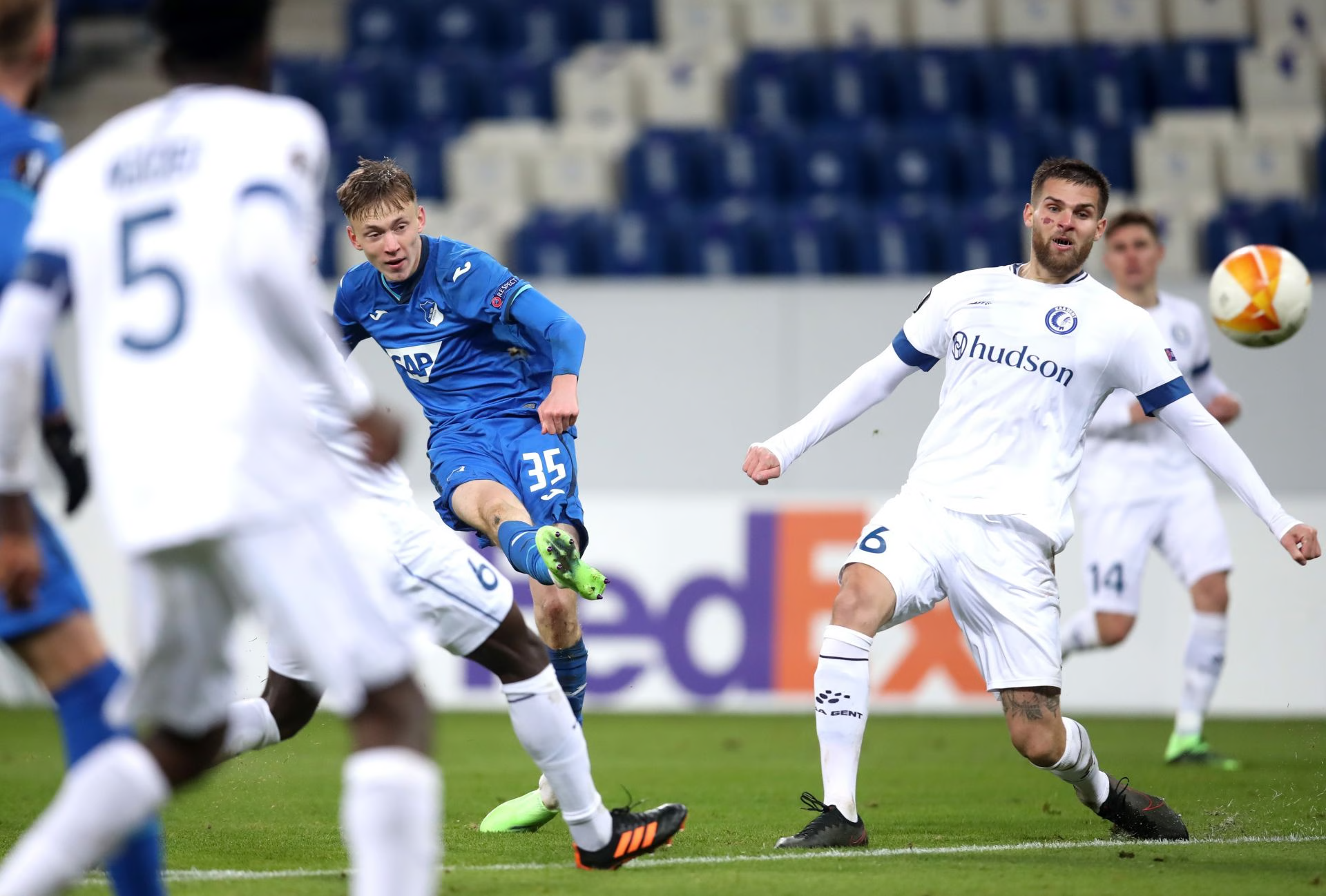 Nhận định bóng đá Gent vs Standard Liege, 02h30 ngày 24/12
