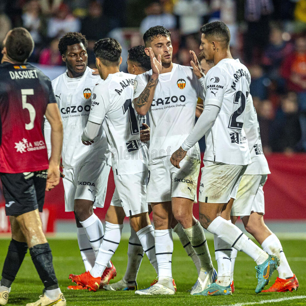 Nhận định bóng đá Valencia vs Almeria 3h00 ngày 24/1
