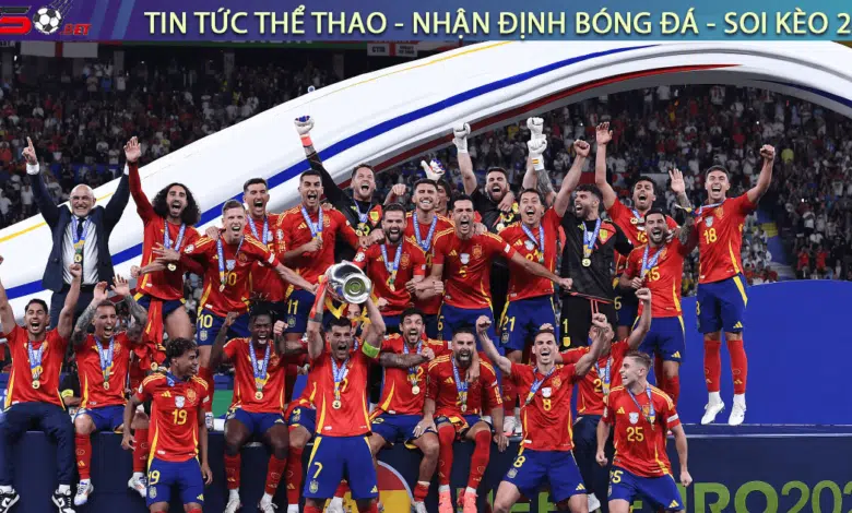 Tay Ban Nha vo dich EURO