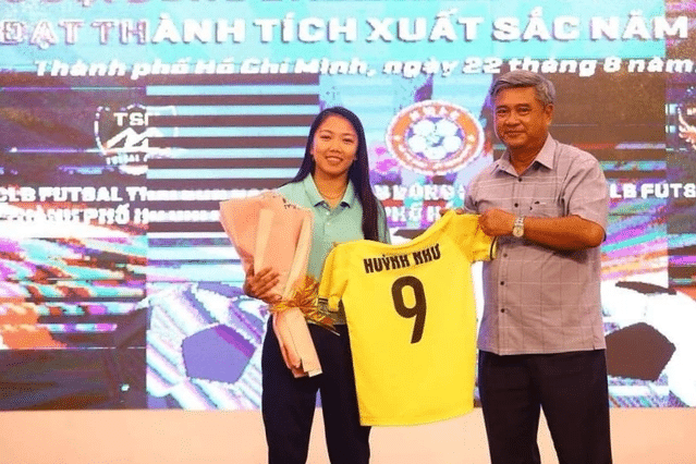 Tuổi tác không là vấn đề với đam mê của Huỳnh Như