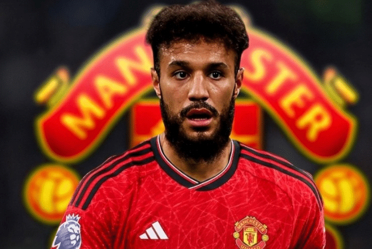 Bayern-Munich-dong-y-ban-Mazraoui-mu-gan-hoan-tat-thuong-vu