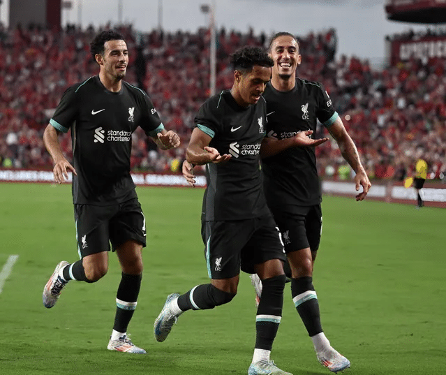 MU khép lại mùa hè 2024 bằng trận thua đậm Liverpool