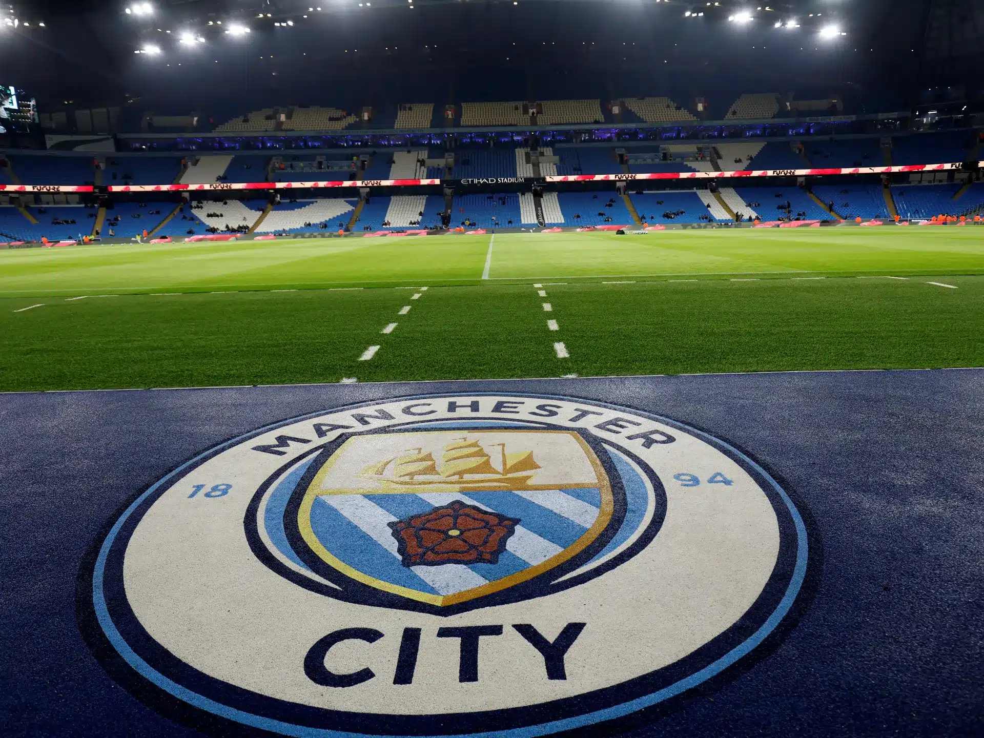 Man City Chuẩn Bị Ra Tòa Vì Vụ Kiện Nợ Lương Của Benjamin Mendy