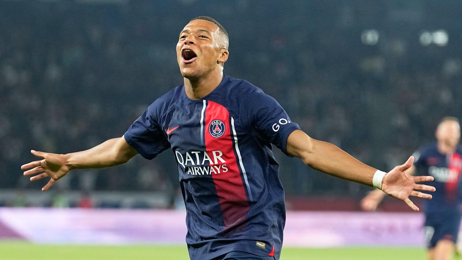 Tòa án Pháp yêu cầu PSG trả lương cho Mbappe