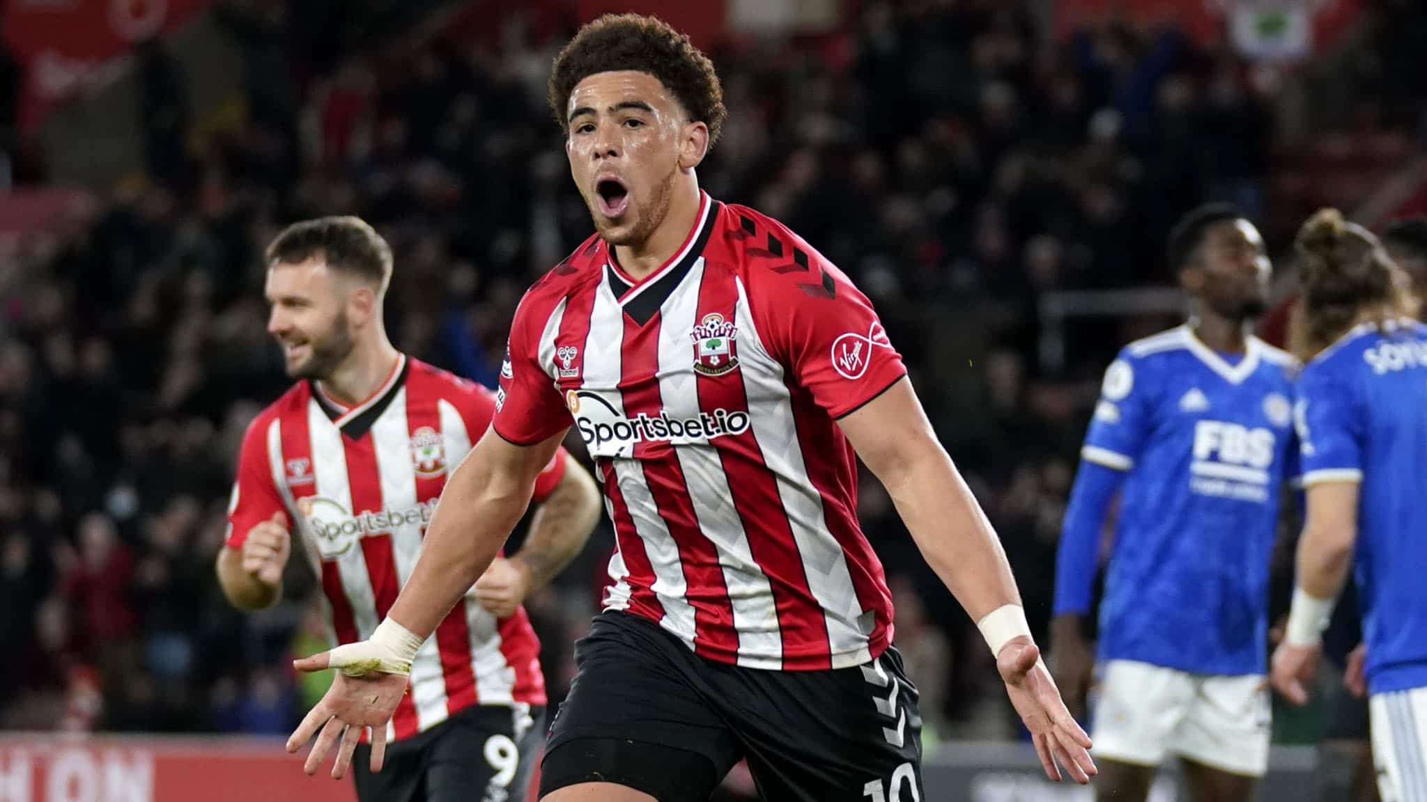 Nhan dinh bong da Southampton vs Brentford 22h00 ngay 41 Ngoai Hang Anh 202425