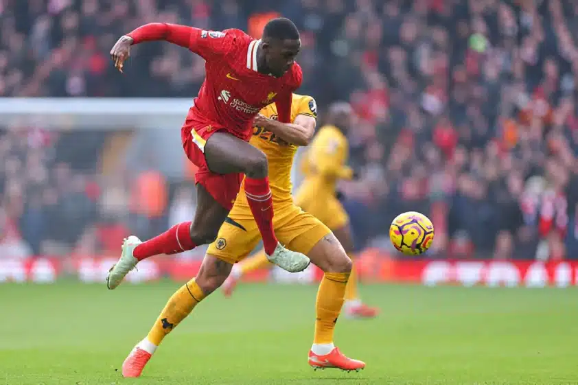 liverpool nhoc nhan