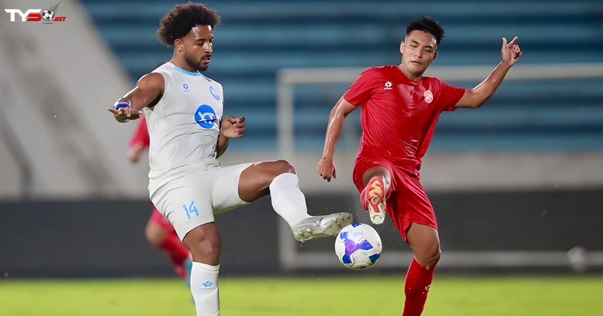 Trong trận đấu giao hữu nằm trong khuôn khổ quãng nghỉ FIFA Days, HLV Vũ Hồng Việt đã tung Xuân Son vào sân ở cuối hiệp 2 nhằm giúp anh lấy lại cảm giác thi đấu.