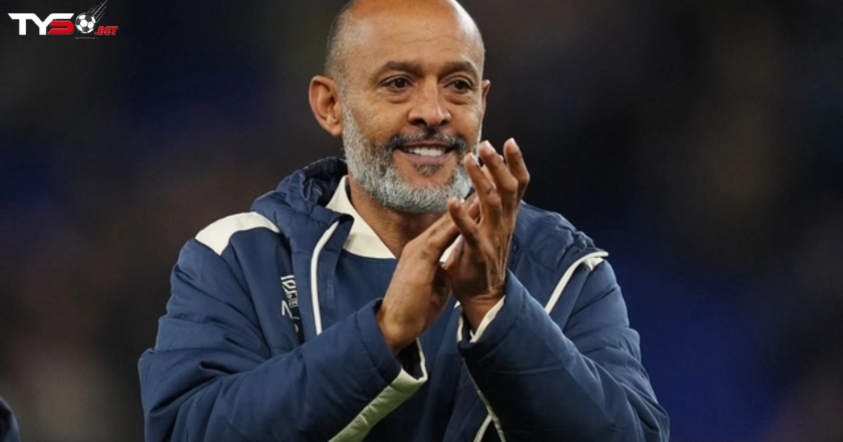 West Ham khẳng định tiếp tục ủng hộ HLV Nuno Santo bất chấp khởi đầu thất vọng