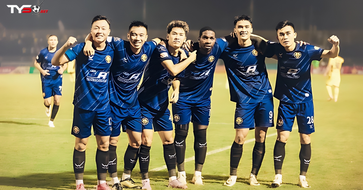 Thanh Hóa mất tiền vệ Nguyễn Thái Sơn ở trận gặp Thể Công Viettel vì án treo giò