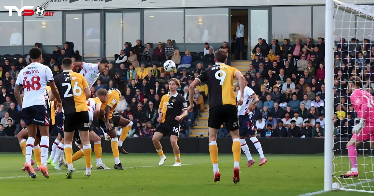 Nhận định Huddersfield vs Bolton (2h00 ngày 17/10) – Vòng 13 Hạng 3 Anh (League One) 2025/26