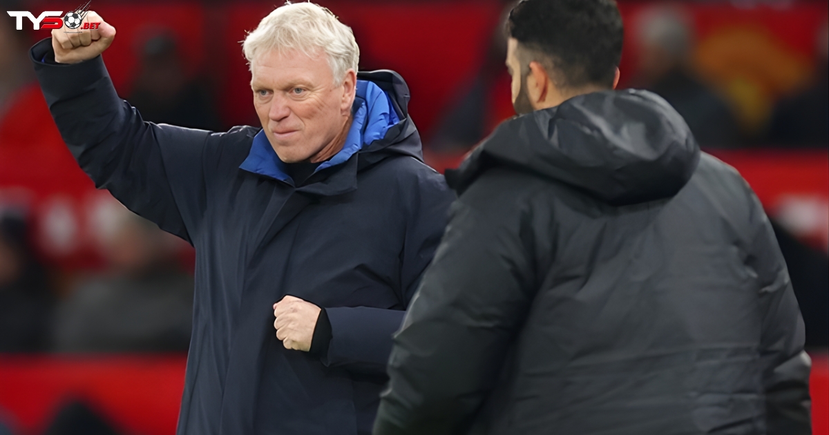 Lập cột mốc lịch sử tại Old Trafford, David Moyes ca ngợi tinh thần thép của Everton