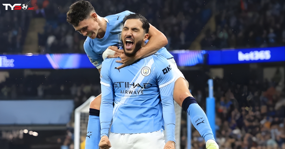 Owen Hargreaves cảnh báo Arsenal: “Đừng vội gạch tên Man City khỏi cuộc đua vô địch”